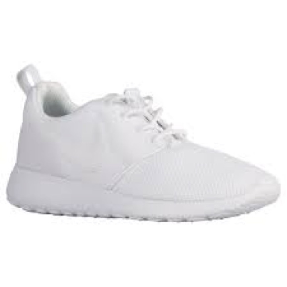 Nike Roshe Classic White Size 6.5Y